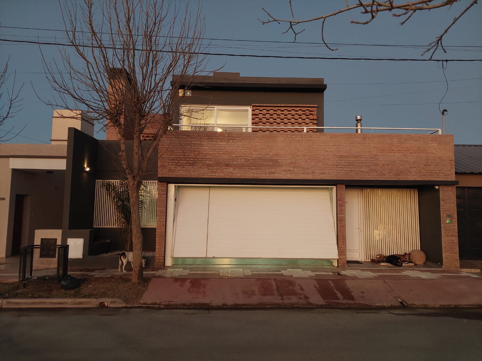 Fachada de CASA